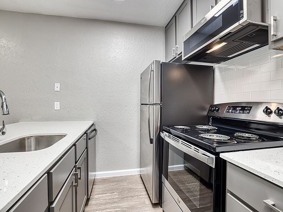 5th image of 5225-5227 E Thomas Rd #227