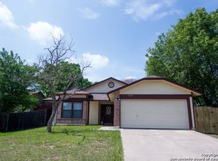7727 Falling Ridge Dr, San Antonio, TX 78239