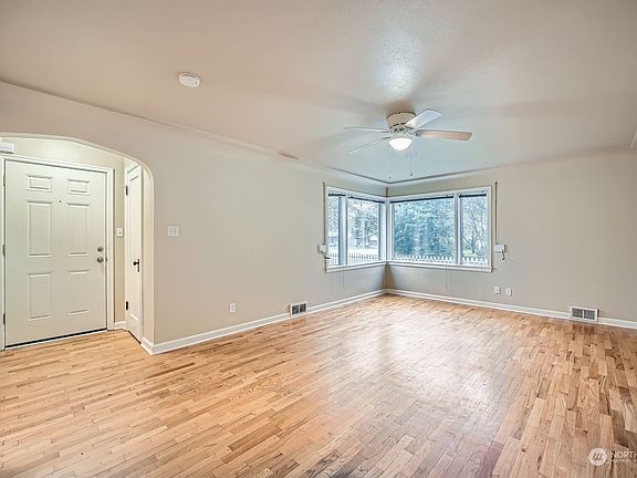 3rd image of 6423 100th Street SW