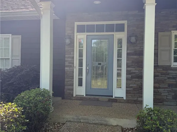 8943 Lee Road 379, Valley, AL 36854