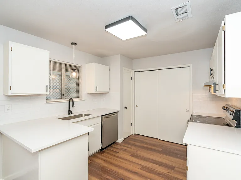 731 Garden Meadow Dr — Photo 11