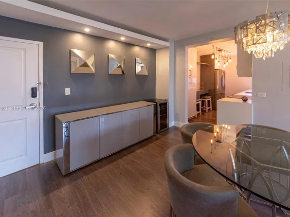 401 69th St APT 212, Miami Beach, FL 33141