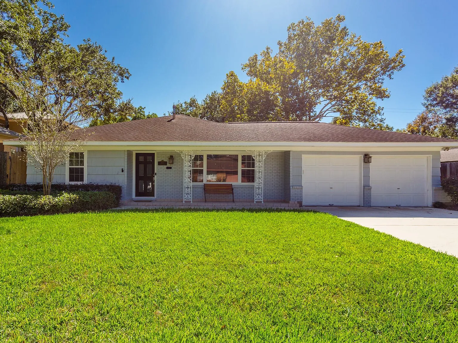 4 bed, 3.0 bath, 2441 sqft, $3,200 — Photo 1
