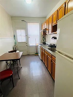 5th image of 6414 11th Ave