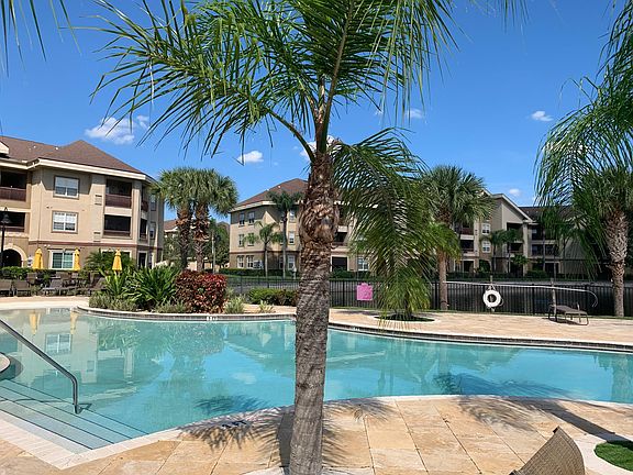 3rd image of 1409 Villa Capri Cir APT 106
