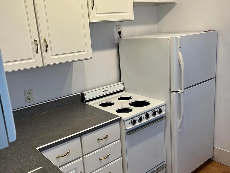 408 S Revena Blvd — Photo 11