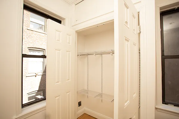 Rented by Blip LLC | media 25