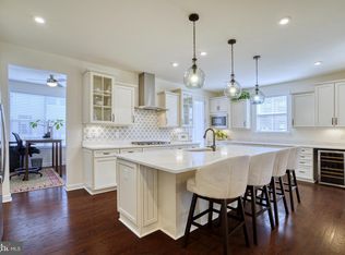 8109 Zoe Pl, Alexandria, VA
