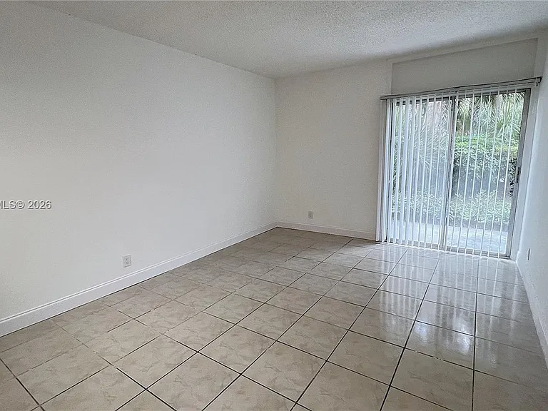 801 NW 47th Ave #121W — Photo 5