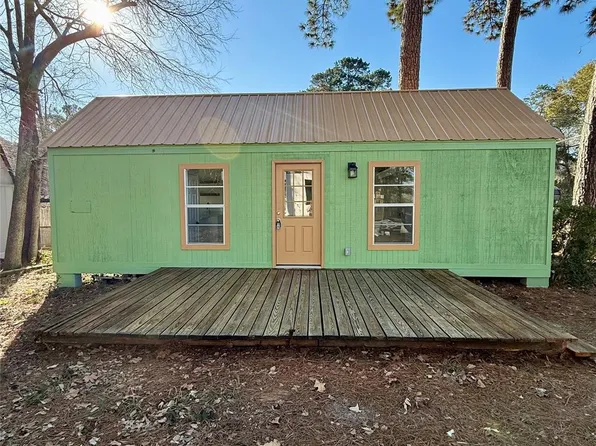 465 Impala Dr, Onalaska, TX 77360