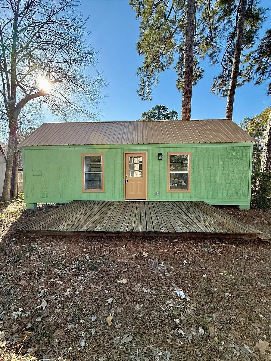 Building Photo - 465 Impala Dr