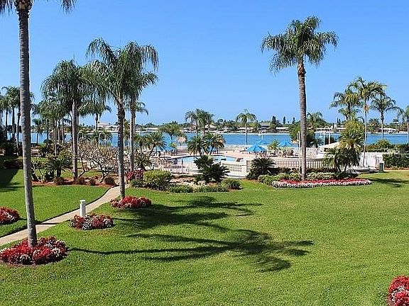 3rd image of 6021 Bahia Del Mar Cir APT 235
