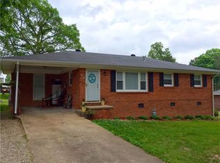 113 E Marshall St, Collinwood, TN 38450