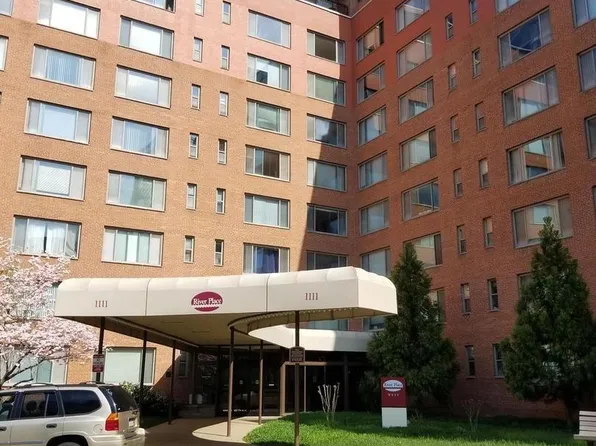 1111 Arlington Blvd APT 312, Arlington, VA 22209