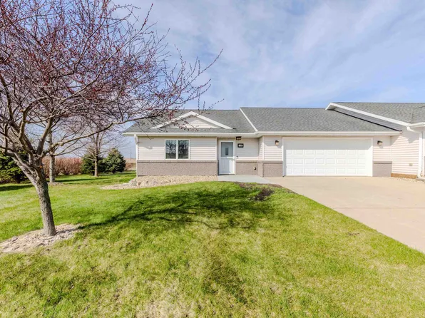 416 Beachcomber Dr #3, Lake Park, IA 51347