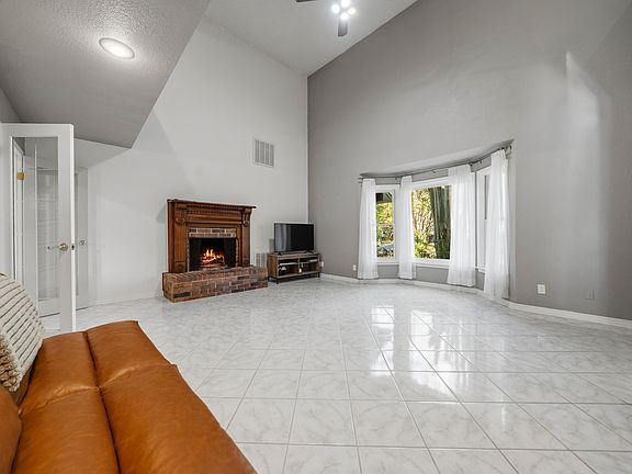 4th image of 101 Quail Creek Rd