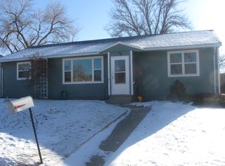 209 Highland Ave, Newcastle, WY 82701