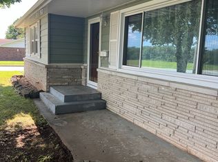 2359 S Kings Ave, Springfield, MO 65807