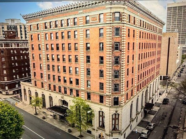 140 Chestnut St APT 604