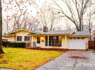 29839 Fall River Rd, Southfield, MI 48076