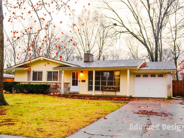 29839 Fall River Rd, Southfield, MI 48076