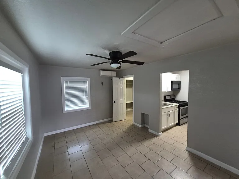 115 Caldwell St #5 — Photo 7