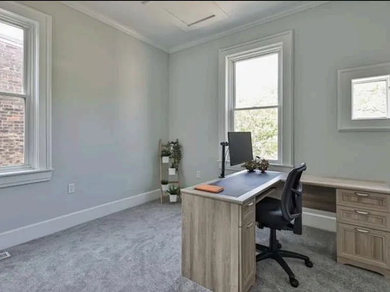 2281 Loth St — Photo 10