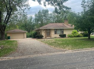 9424 Clinton Ave S, Bloomington, MN 55420