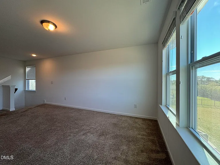 913 Briar Gate Dr — Photo 22
