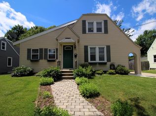 1705 S Adams St, Appleton, WI 54915