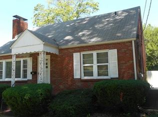 858 Danforth St, Alton, IL 62002