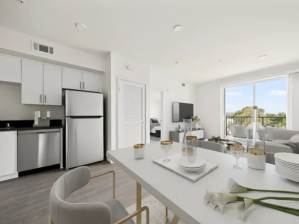 The Peake Apartments, 3518 Chesapeake Ave #307, Los Angeles, CA 90016