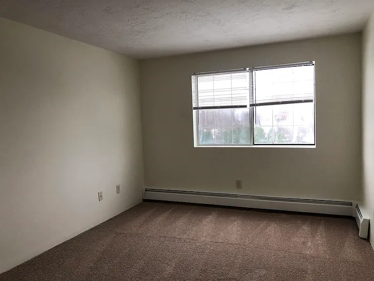 383 Huse Rd #6 — Photo 22