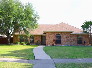 918 Sycamore Creek Rd, Allen, TX 75002