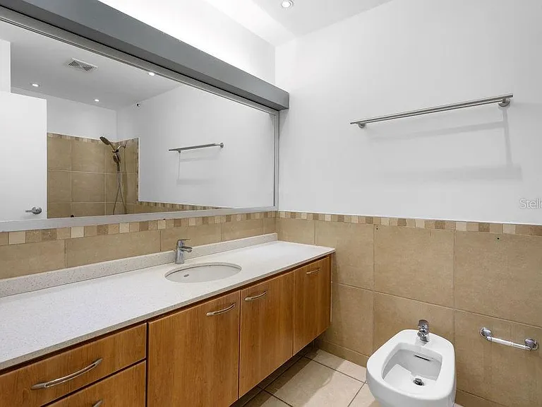 1511 Ponce De Leon Ave #Penthouse 481 — Photo 10