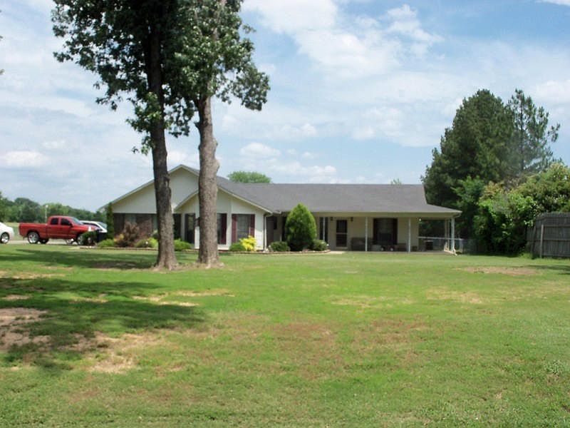 1st image of 17 Hickory Ln