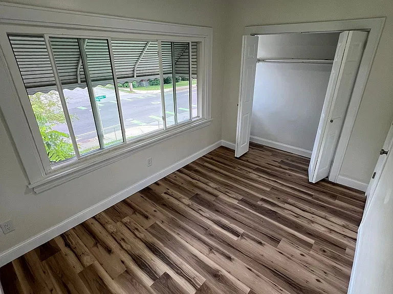 884 Copley Rd — Photo 7