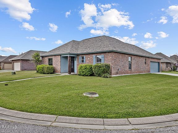 3rd image of 200 Copper Hill Dr