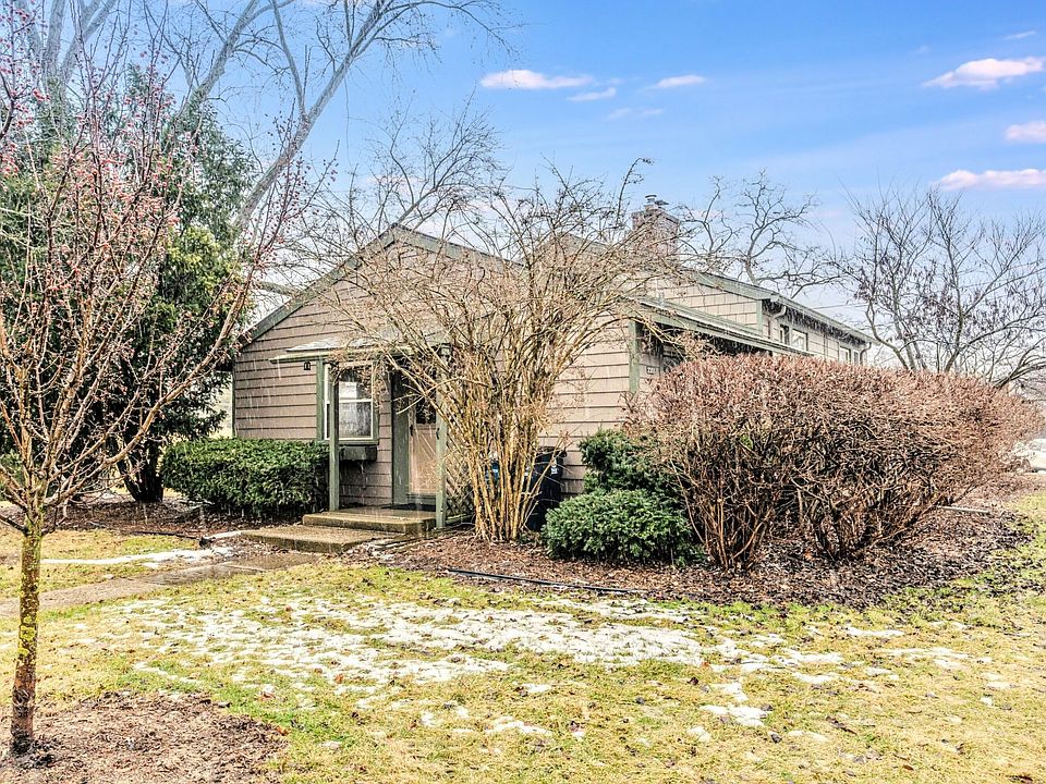 1st image of 2351 Parkwood Ave #199