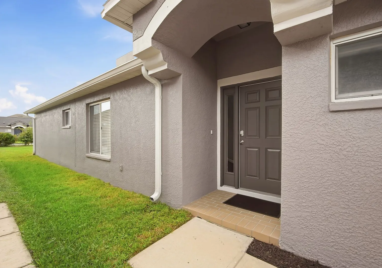 Move-In Ready 3BR Home with 2-Car Garage & Lawn Care Included — Photo 4