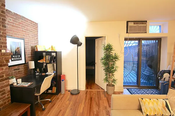 Rented by JK Dansar Corp | media 19