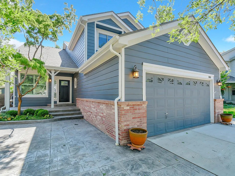1879 Grenfell Ct