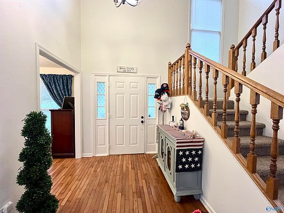 3rd image of 3392 Cedar Ln