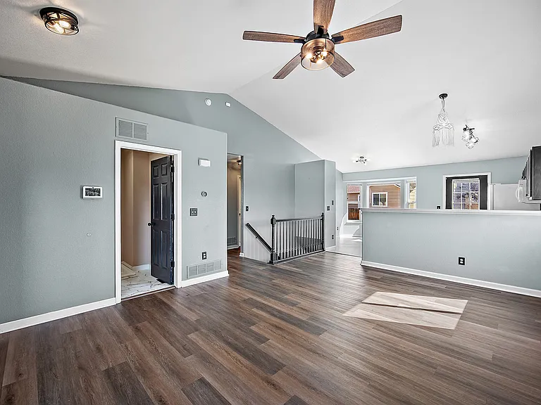 5194 Fennel Dr — Photo 7