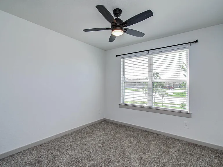 14543 Rain Tree Dr — Photo 8