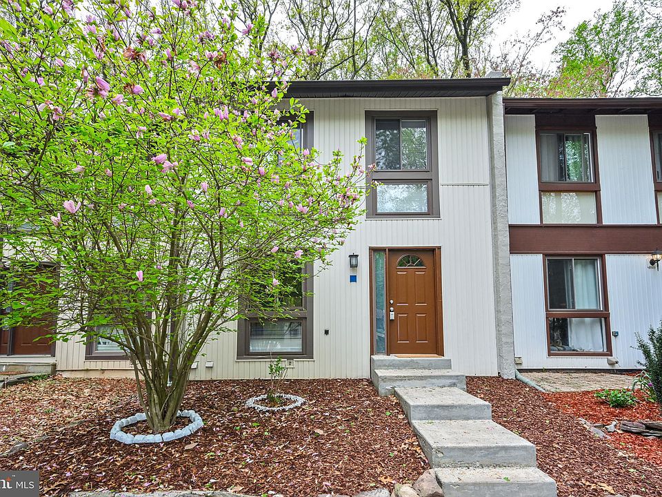2426 Cloudcroft Sq, Reston, VA 20191 Zillow