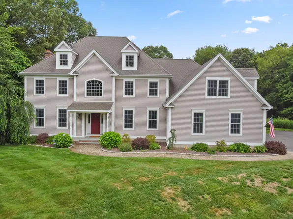36 Blueberry Lane, Canton, CT 06019
