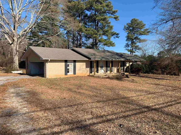 1810 21st St, Haleyville, AL 35565