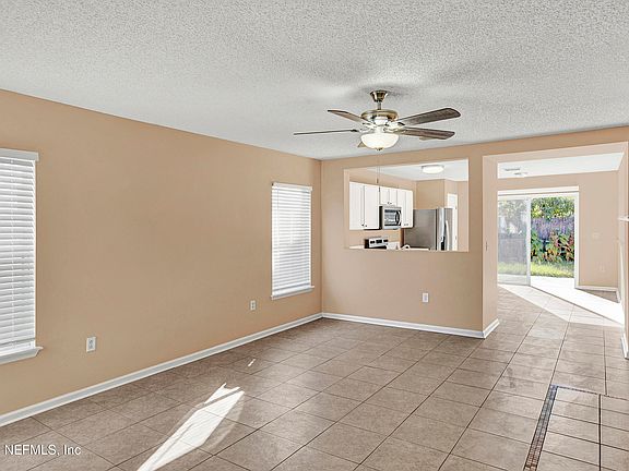 3rd image of 1164 DAWNLIGHT Road