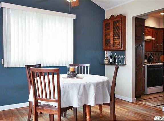 3rd image of 401 Spangle Dr